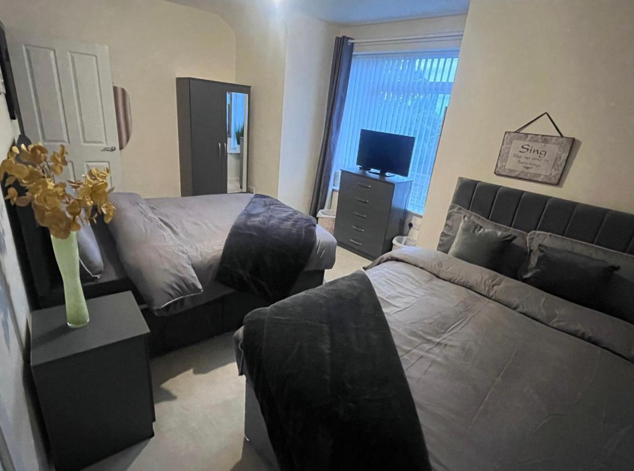 Home From Home Manchester Buitenkant foto